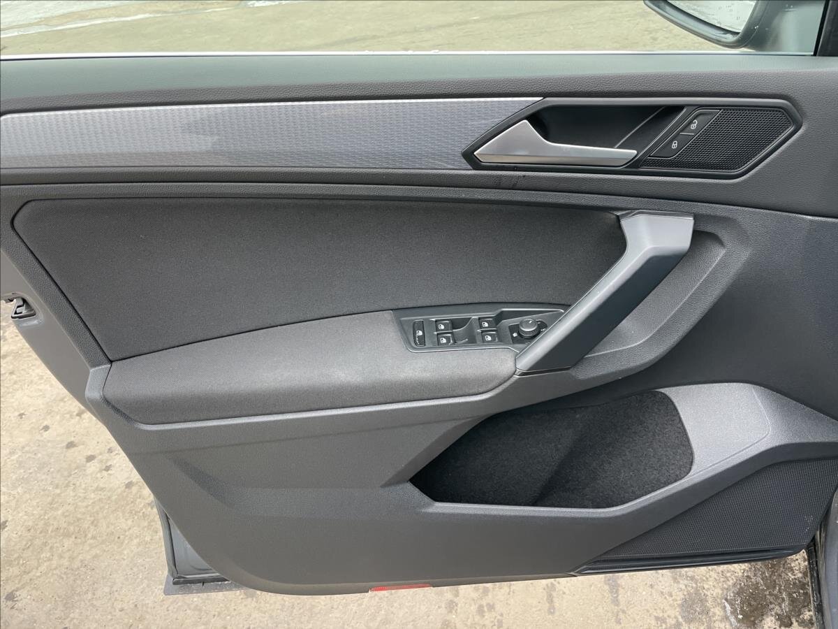 Volkswagen Tiguan SUV 1,5 l 110 kw