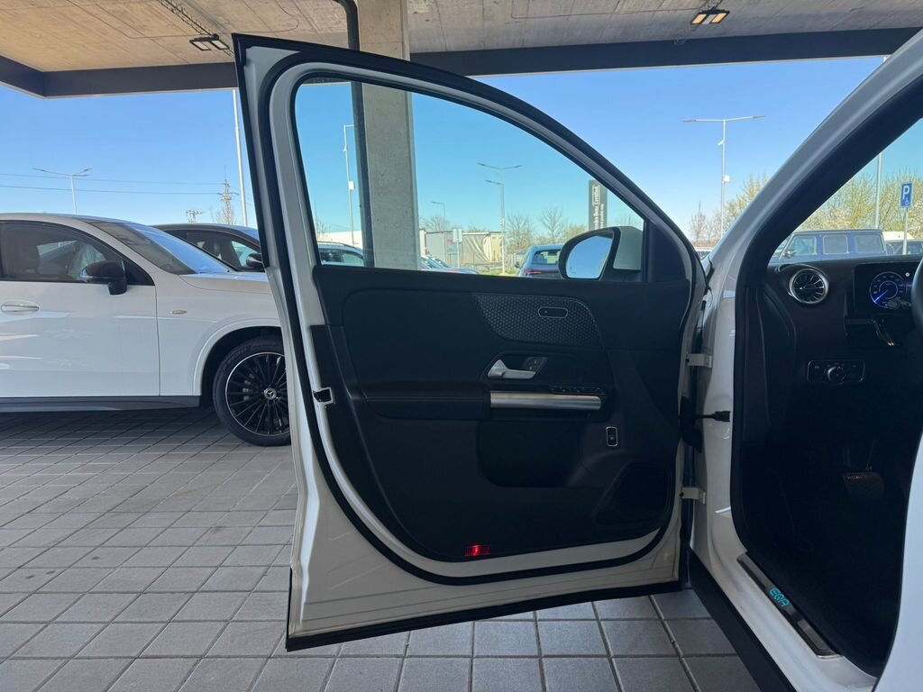 Mercedes-Benz EQA SUV / Terénní 0,0 140 kw