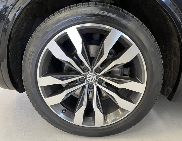 Volkswagen Touareg SUV 3,0 l 210 kw