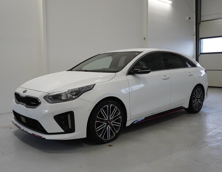 KIA ProCeed Hatchback 1,6 l 150 kw