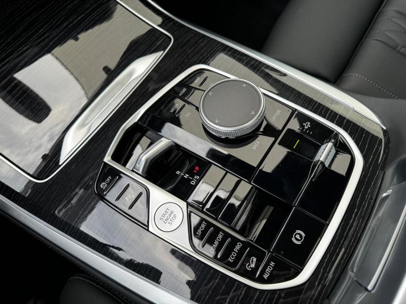 BMW X7 SUV 3,0 l 280 kw