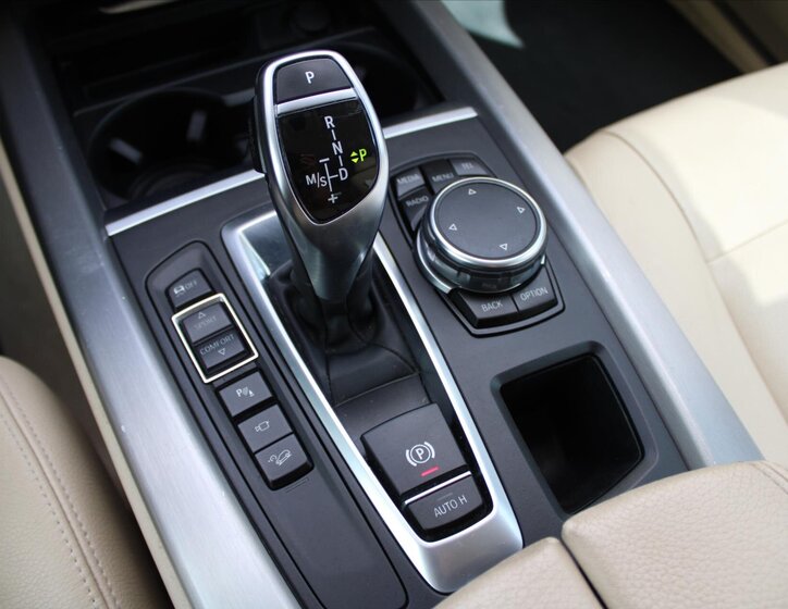 BMW X5 SUV / Terénní 3,0 l 190 kw