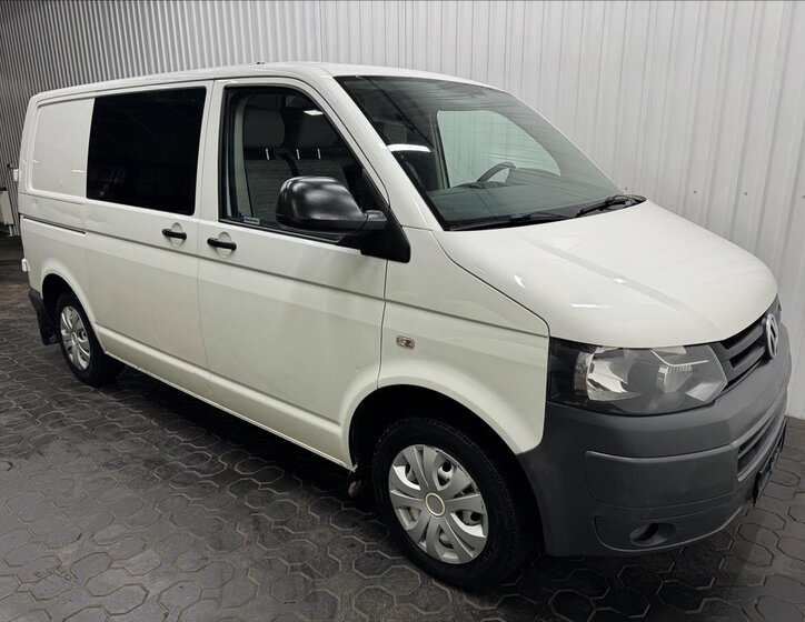 Volkswagen Transporter 12