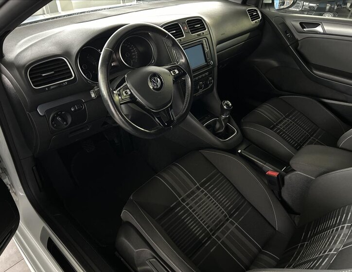 Volkswagen Golf Kabriolet 2,0 l 81 kw