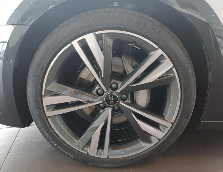 Audi A6 Allroad Kombi 3,0 l 210 kw