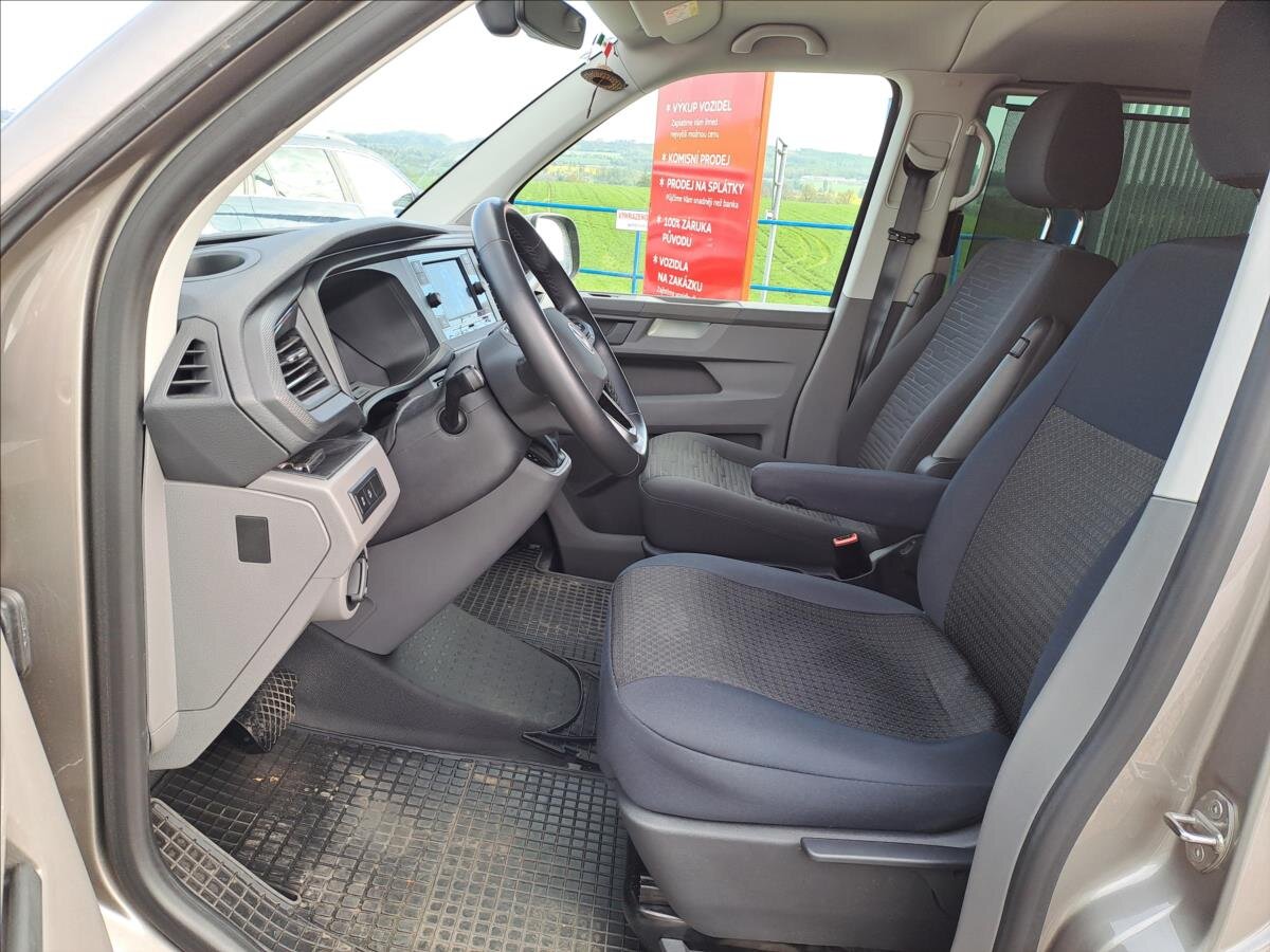 Volkswagen Caravelle