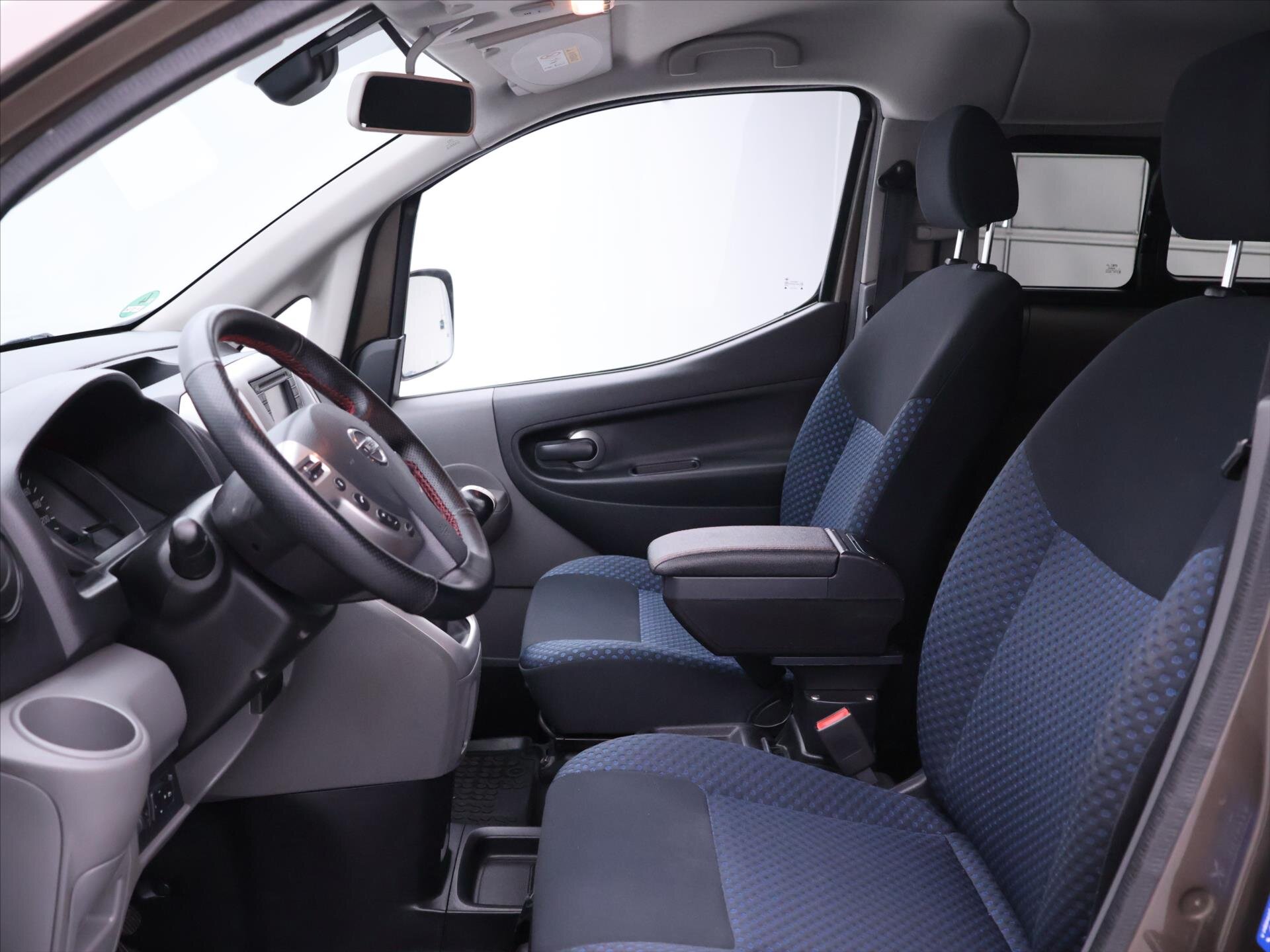 Nissan NV200 VAN / Minibus 1,5 l 81 kw