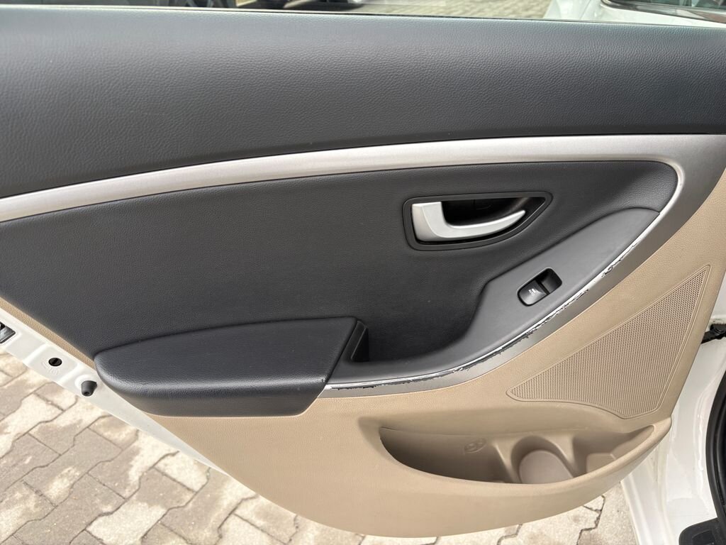 Hyundai i30 Kombi 1,6 l 99 kw