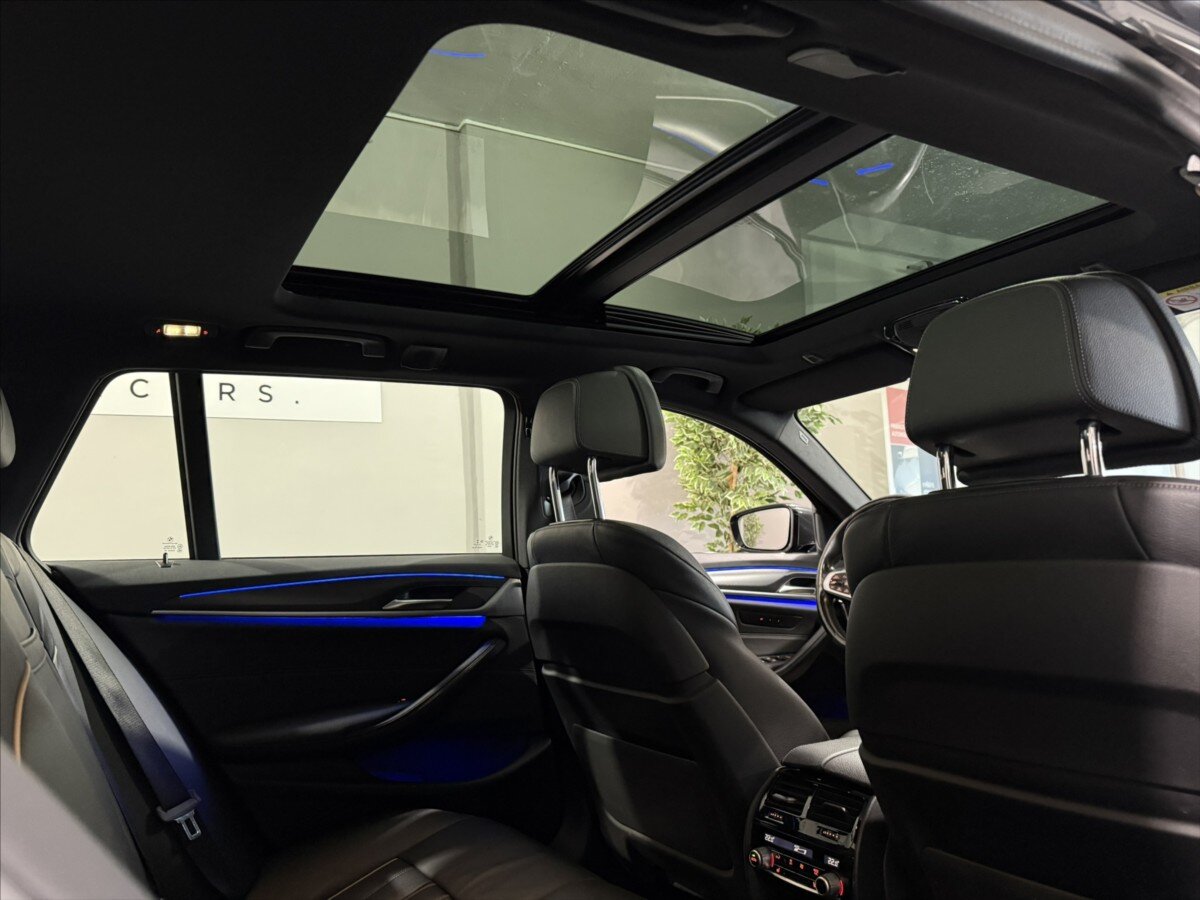 BMW Řada 5 Kombi 3,0 l 210 kw