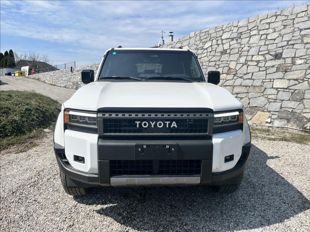 Toyota Land Cruiser Ostatní 2,4 l 243 kw