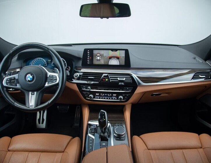 BMW Řada 6 Liftback 3,0 l 235 kw