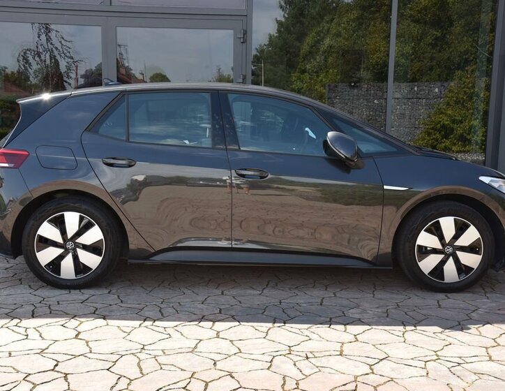 Volkswagen ID.3 7