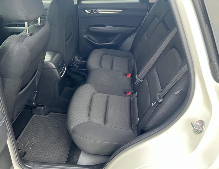 Mazda CX-5 Kombi 2,0 l 121 kw