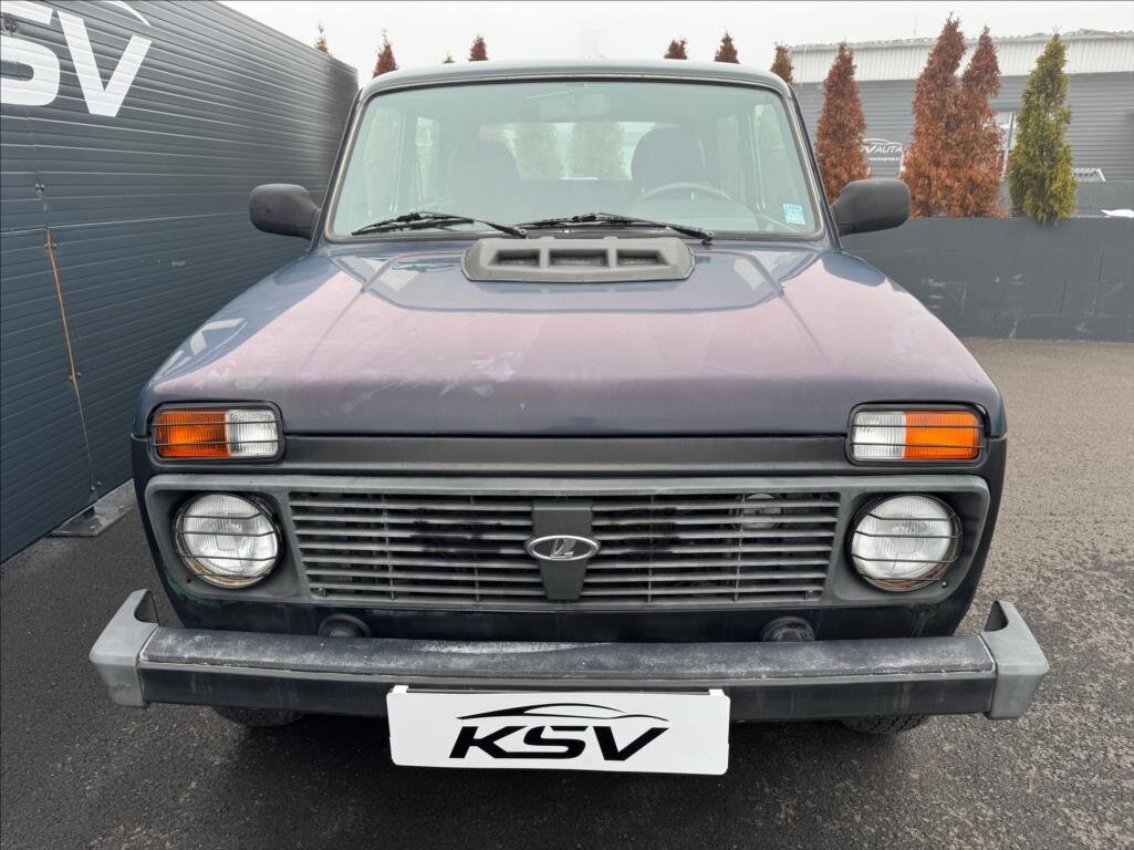 Lada Niva SUV / Terénní 1,7 l 61 kw