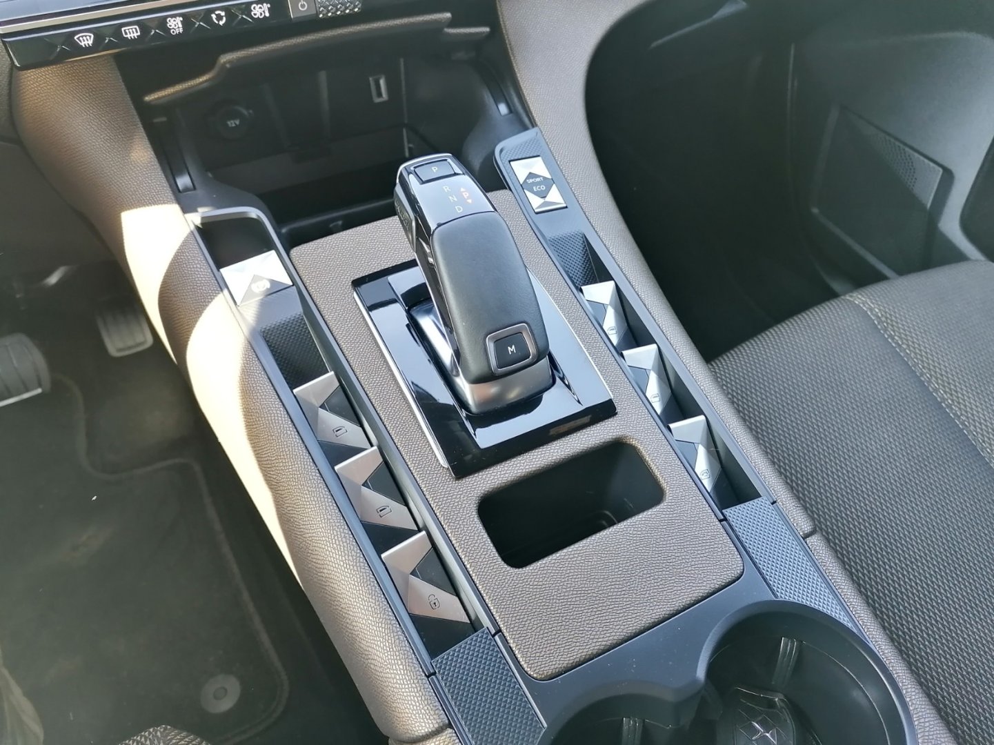 DS Automobiles DS7 Crossback