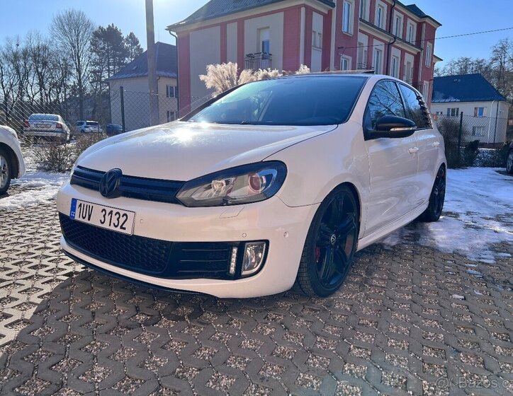 Volkswagen Golf Hatchback 0,0 155 kw