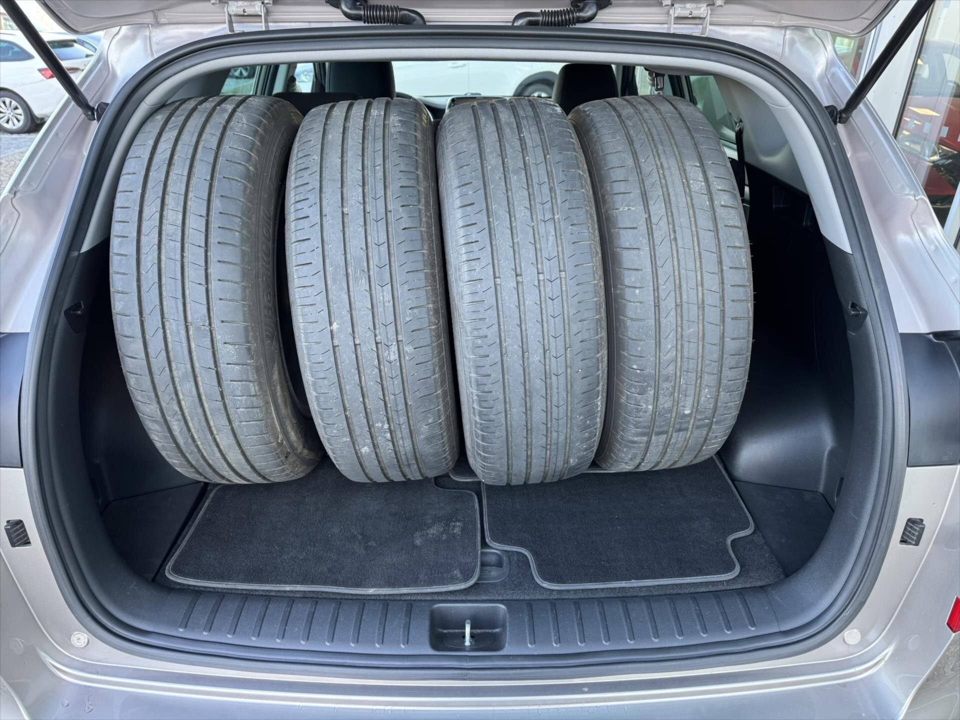 Hyundai Tucson SUV 1,6 l 130 kw