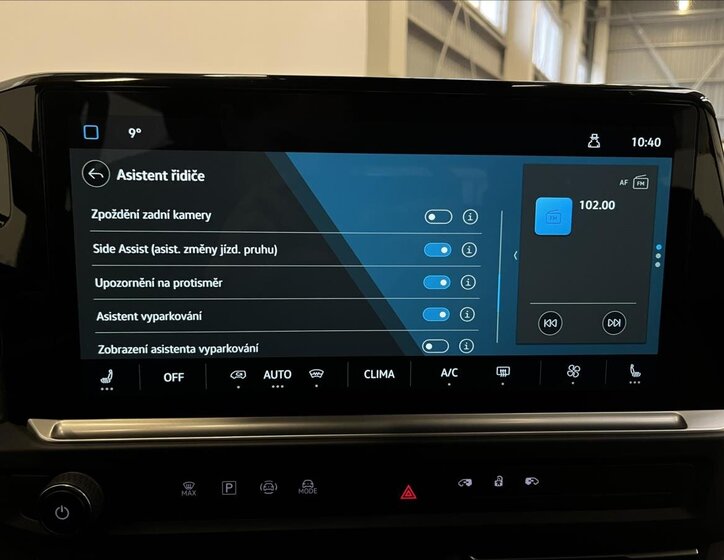 Volkswagen Caravelle Kombi 2,0 l 110 kw