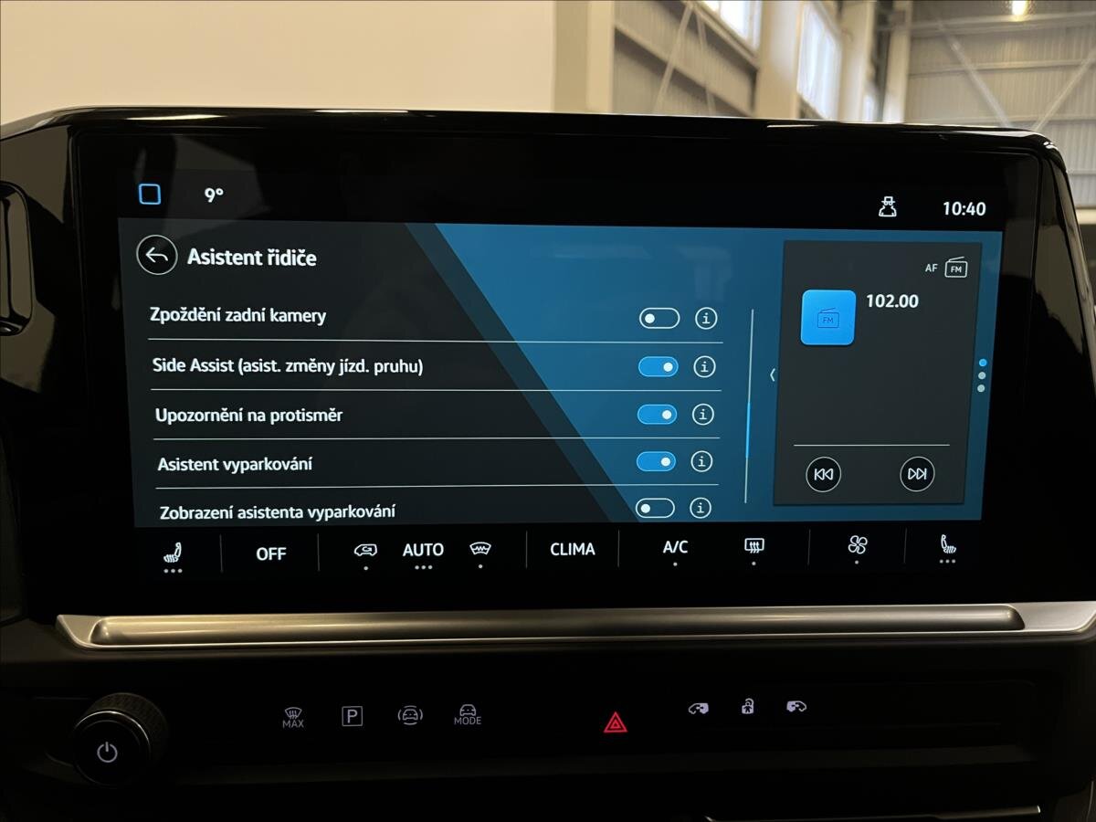 Volkswagen Caravelle Kombi 2,0 l 110 kw
