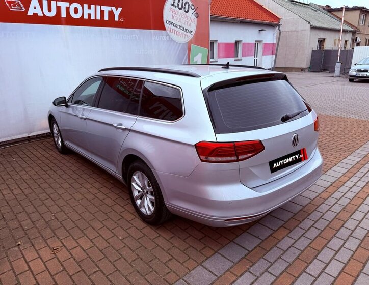 Volkswagen Passat Kombi 2,0 l 110 kw