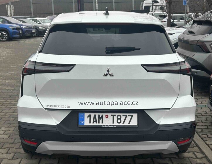 Mitsubishi Grandis SUV 1,3 l 104 kw