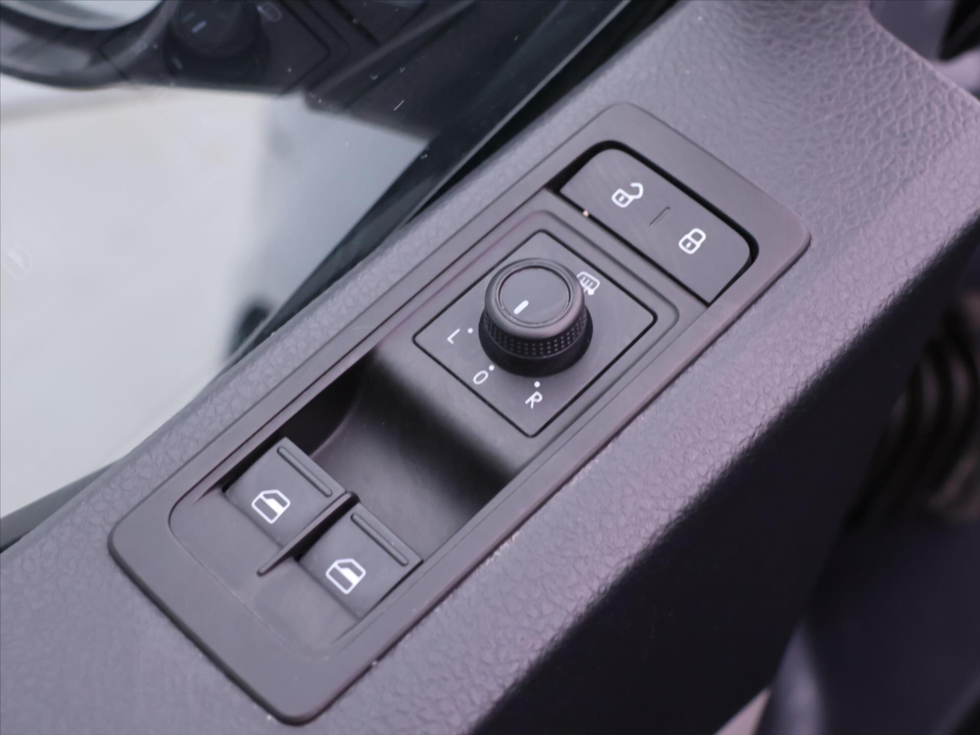 Volkswagen Transporter Kombi 2,0 l 110 kw