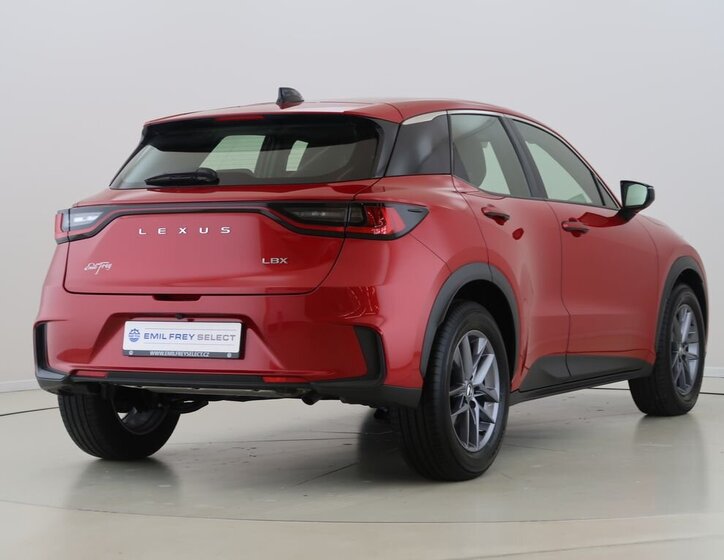 Lexus Ostatní SUV / Terénní 1,5 l 67 kw