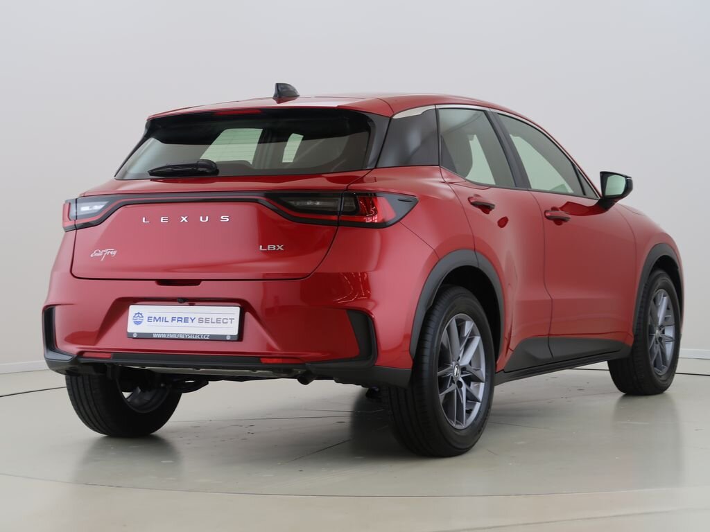 Lexus Ostatní SUV / Terénní 1,5 l 67 kw