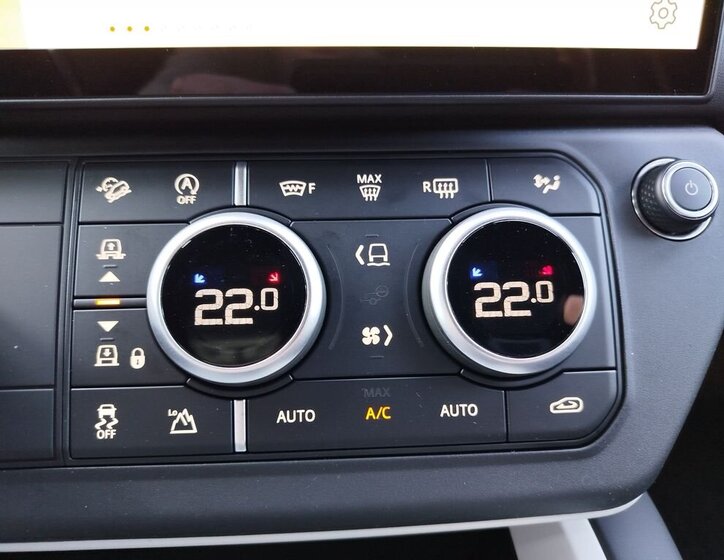 Land Rover Defender SUV / Terénní 3,0 l 258 kw