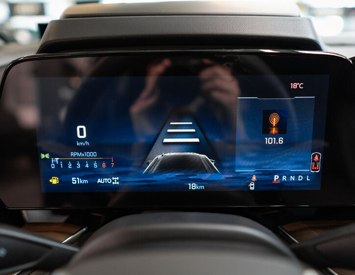 Chevrolet Suburban SUV 6,2 l 313 kw