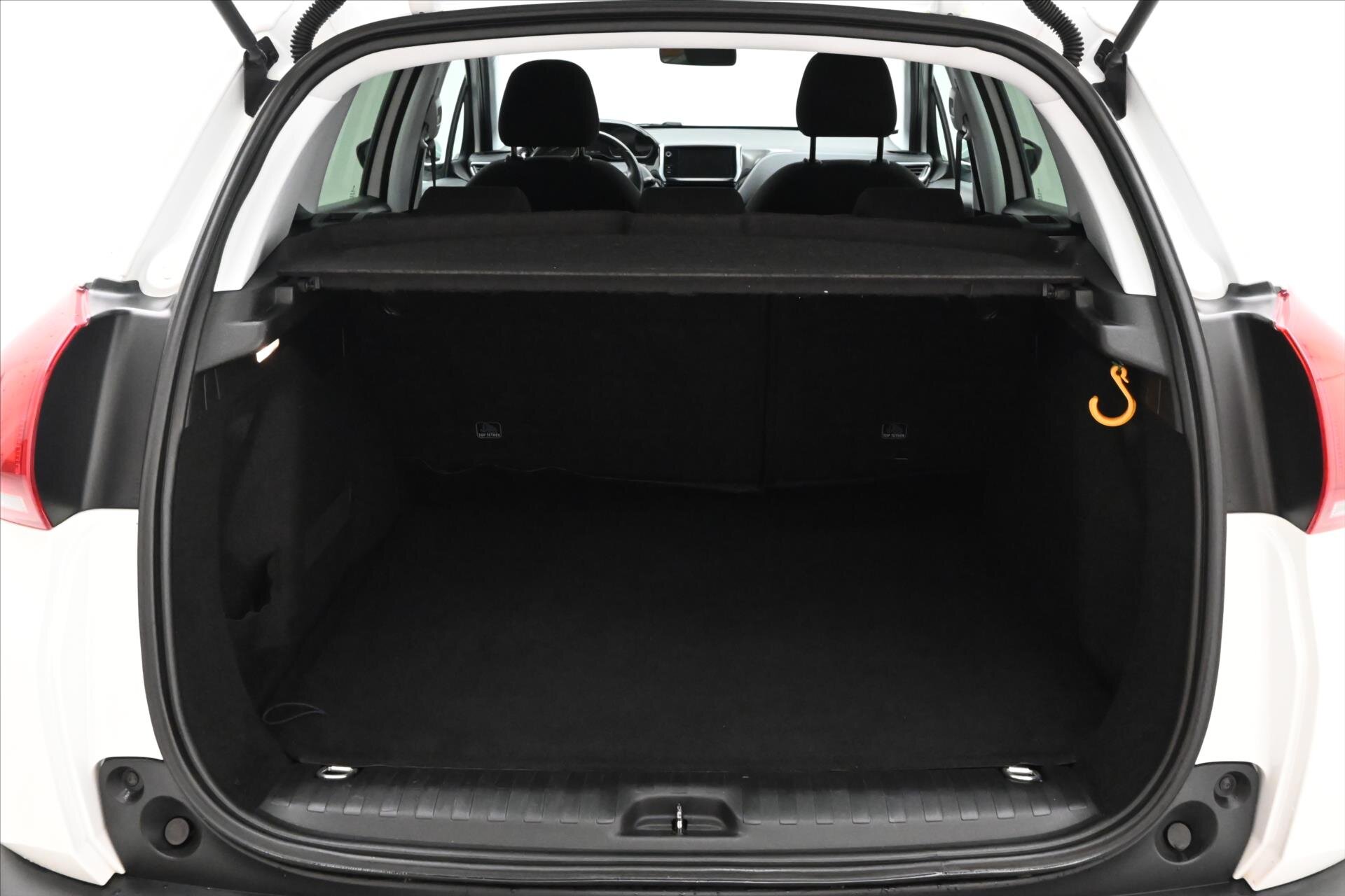 Peugeot 2008 SUV 2,0 l 60 kw