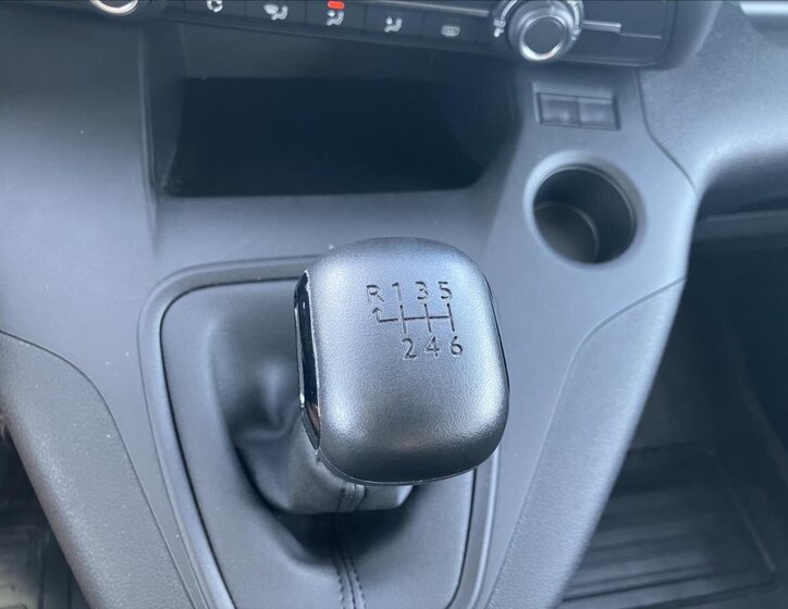 Toyota ProAce City Kombi 1,2 l 81 kw