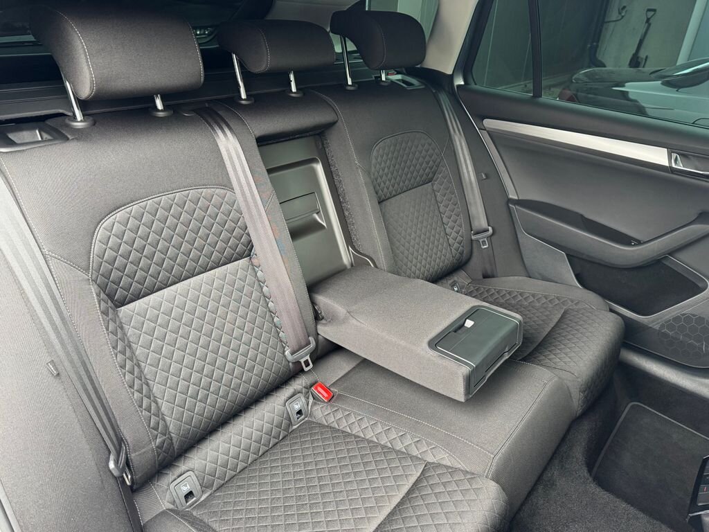 Škoda Superb Kombi 2,0 l 140 kw