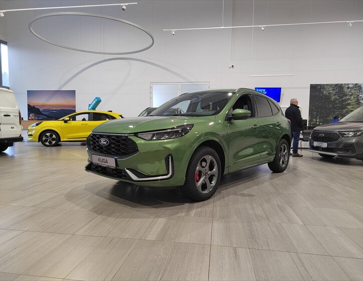 Ford Kuga SUV / Terénní 2,5 l 178 kw