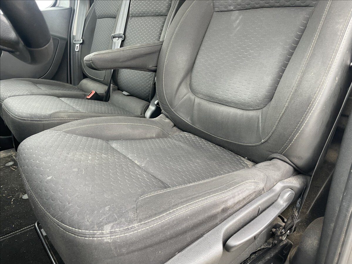 Opel Vivaro Skříň 1,6 l 107 kw