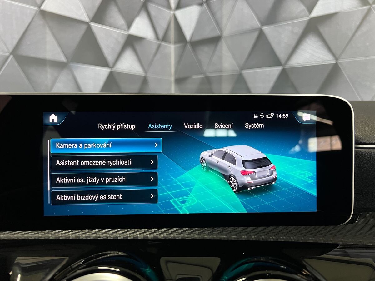 Mercedes-Benz Třídy A Hatchback 1,5 l 85 kw