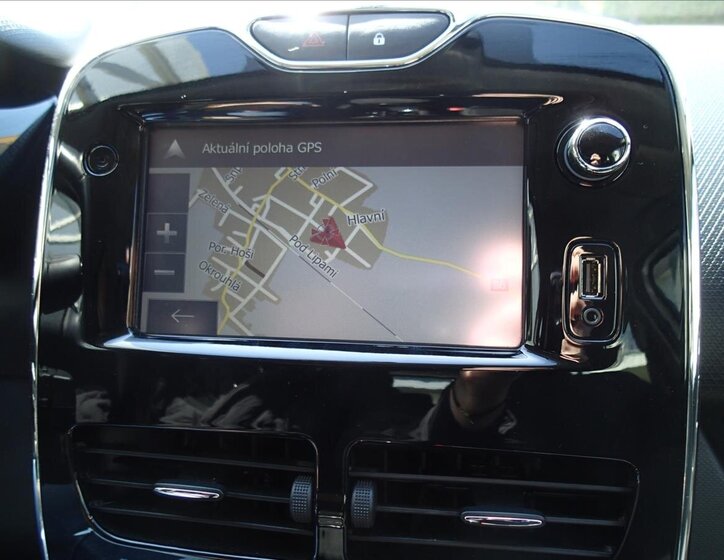 Renault Clio Hatchback 1,1 l 54 kw