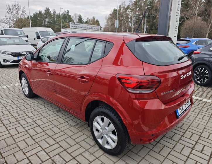 Dacia Sandero Hatchback 999,0 67 kw