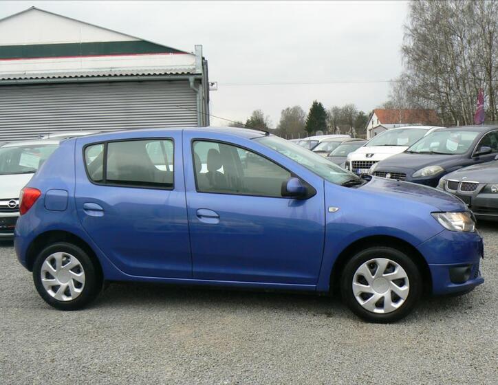 Dacia Sandero 8