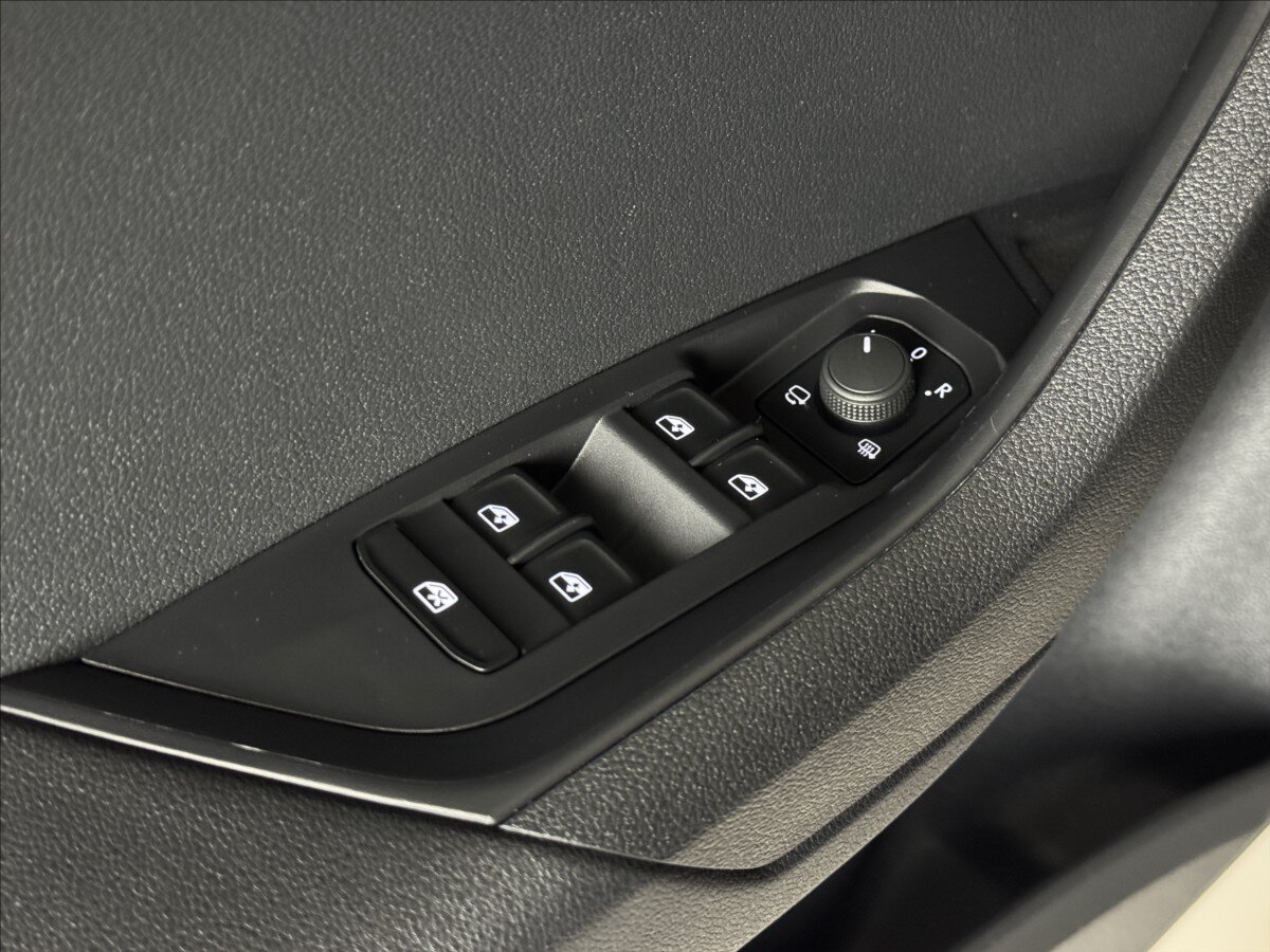 Škoda Karoq SUV / Terénní 2,0 l 110 kw