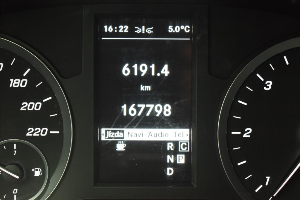 Mercedes-Benz Vito Skříň 2,0 l 120 kw