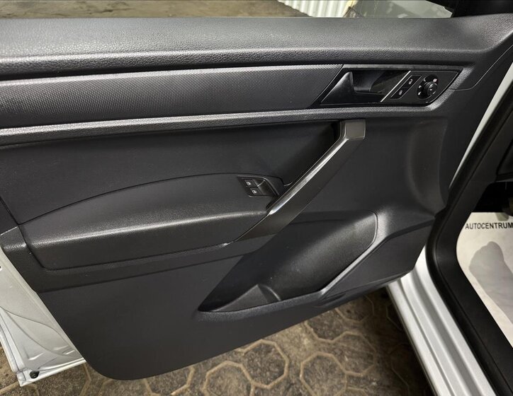 Volkswagen Caddy Ostatní 2,0 l 75 kw