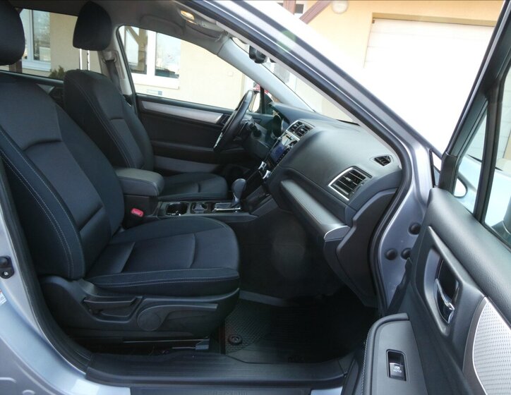 Subaru Outback Kombi 2,5 l 129 kw