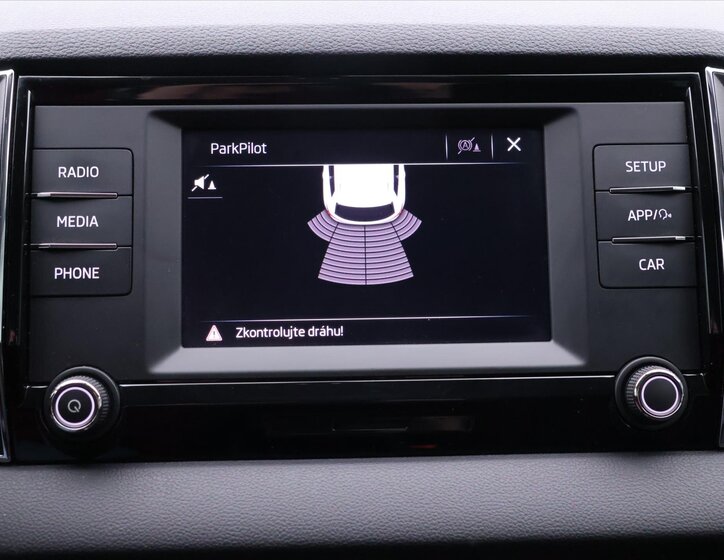 Škoda Karoq SUV / Terénní 999,0 85 kw