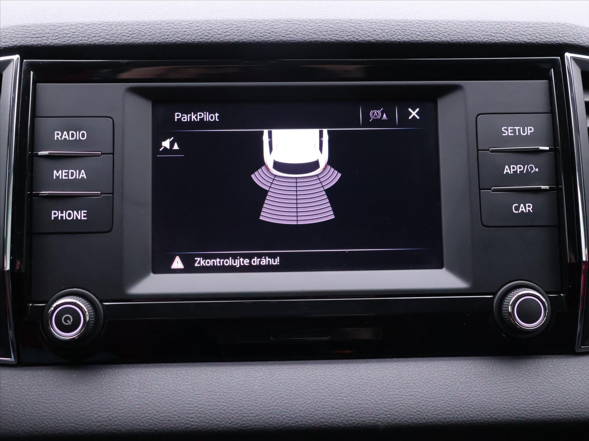 Škoda Karoq SUV / Terénní 999,0 85 kw