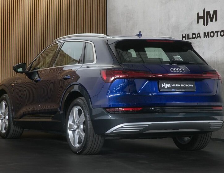Audi e-tron SUV 0,0 300 kw