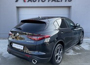 Alfa Romeo Stelvio 3
