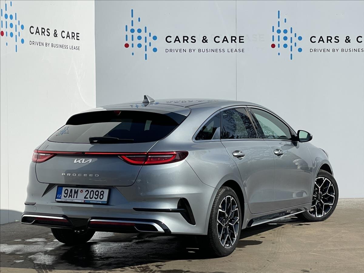 KIA ProCeed Hatchback 1,5 l 118 kw