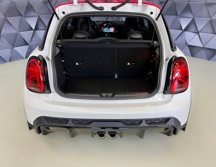 Mini Cooper Hatchback 2,0 l 170 kw