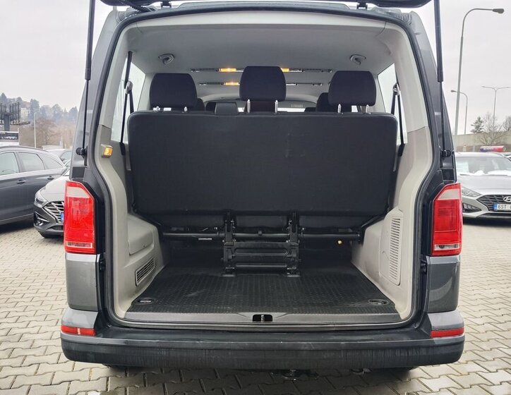 Volkswagen Caravelle MPV 2,0 l 110 kw